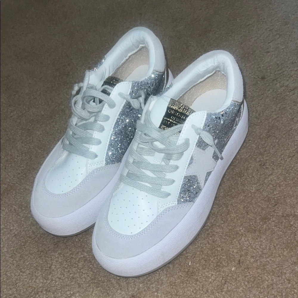 Vintage Havana Ream size 9 star glitter sneakers
